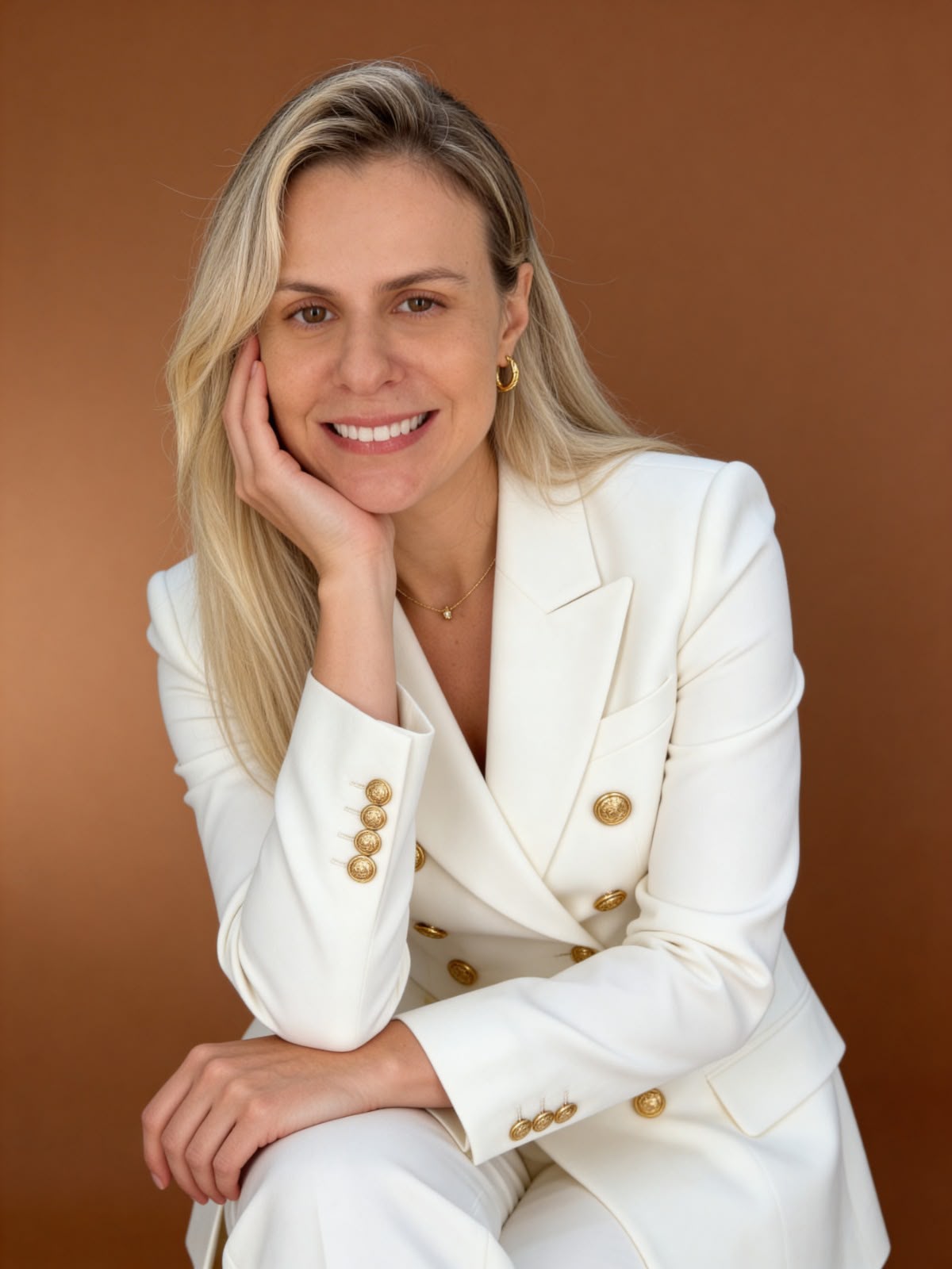 Psicóloga Helaine Casão em atendimento